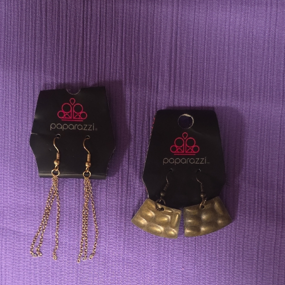 Paparazzi Gold Chain and Textured Earrings